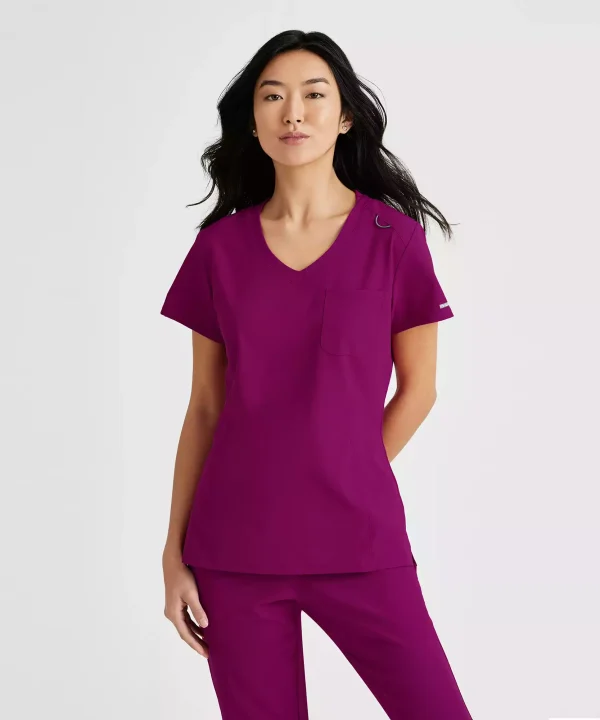 Skechers Women's Single Pocket V-Neck Tuck In Top | SKT147